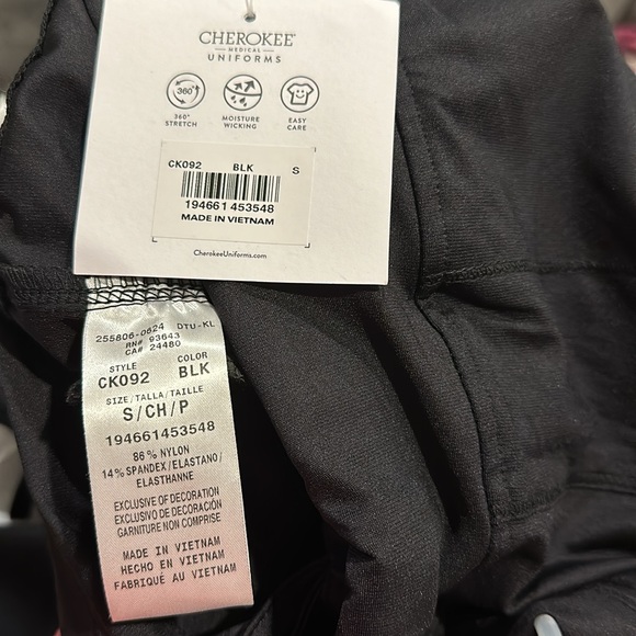 🆕 🩺 NWT Cherokee Form Mid-Rise Jogger Scrub Pant - Small - Picture 10 of 12